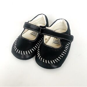 Goldbug crib shoes
